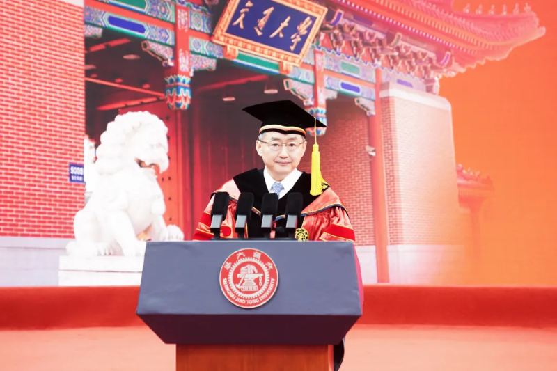 丁奎岭校长在2026年本科生毕业典礼上的讲话